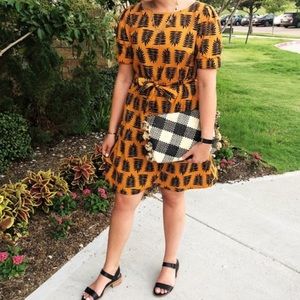 Ann Taylor Puff Sleeve Leaf Print Dress w Belt